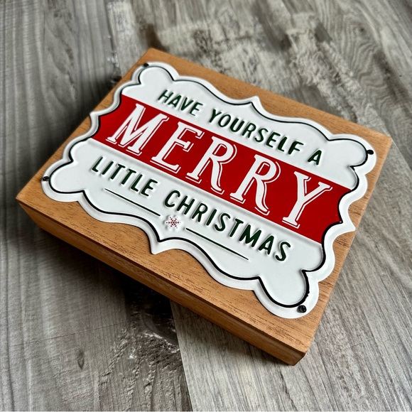 Merry Christmas Table Sign - Picture 3 of 7